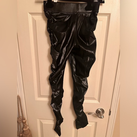 Alo Yoga High Waist Cinched Shiny Black Legging size Small - Picture 4 of 5